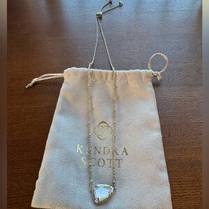Kendra Scott Mother-of Pearl Pendant Necklace W/ Dust Bag!!
